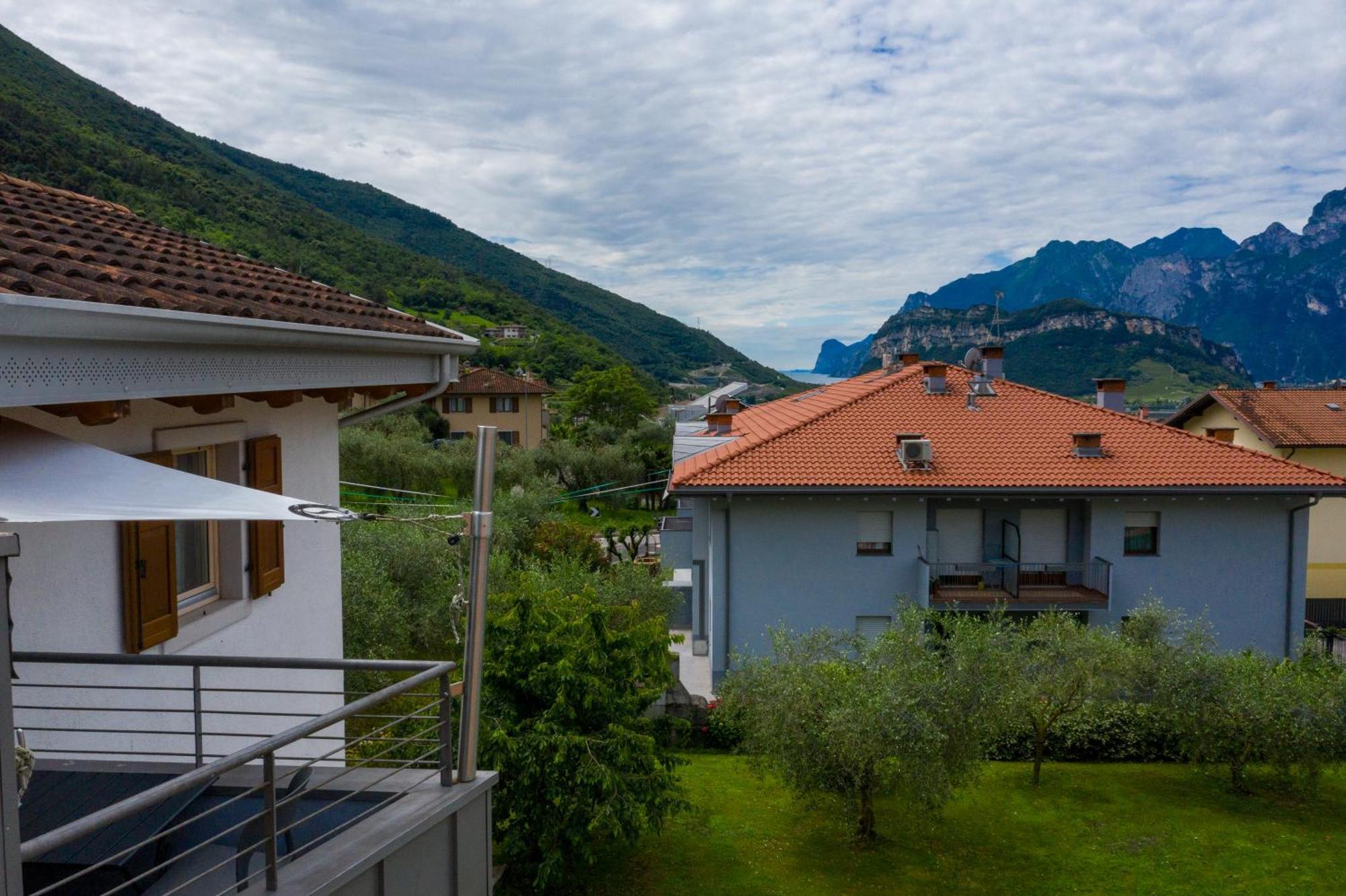 Villa La Torretta Arco Exterior foto